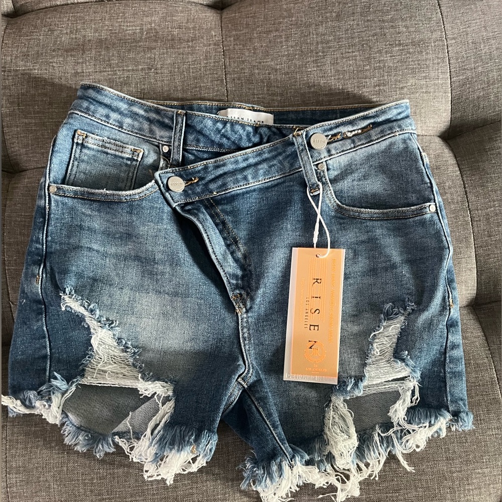 Risen Cross Over Shorts